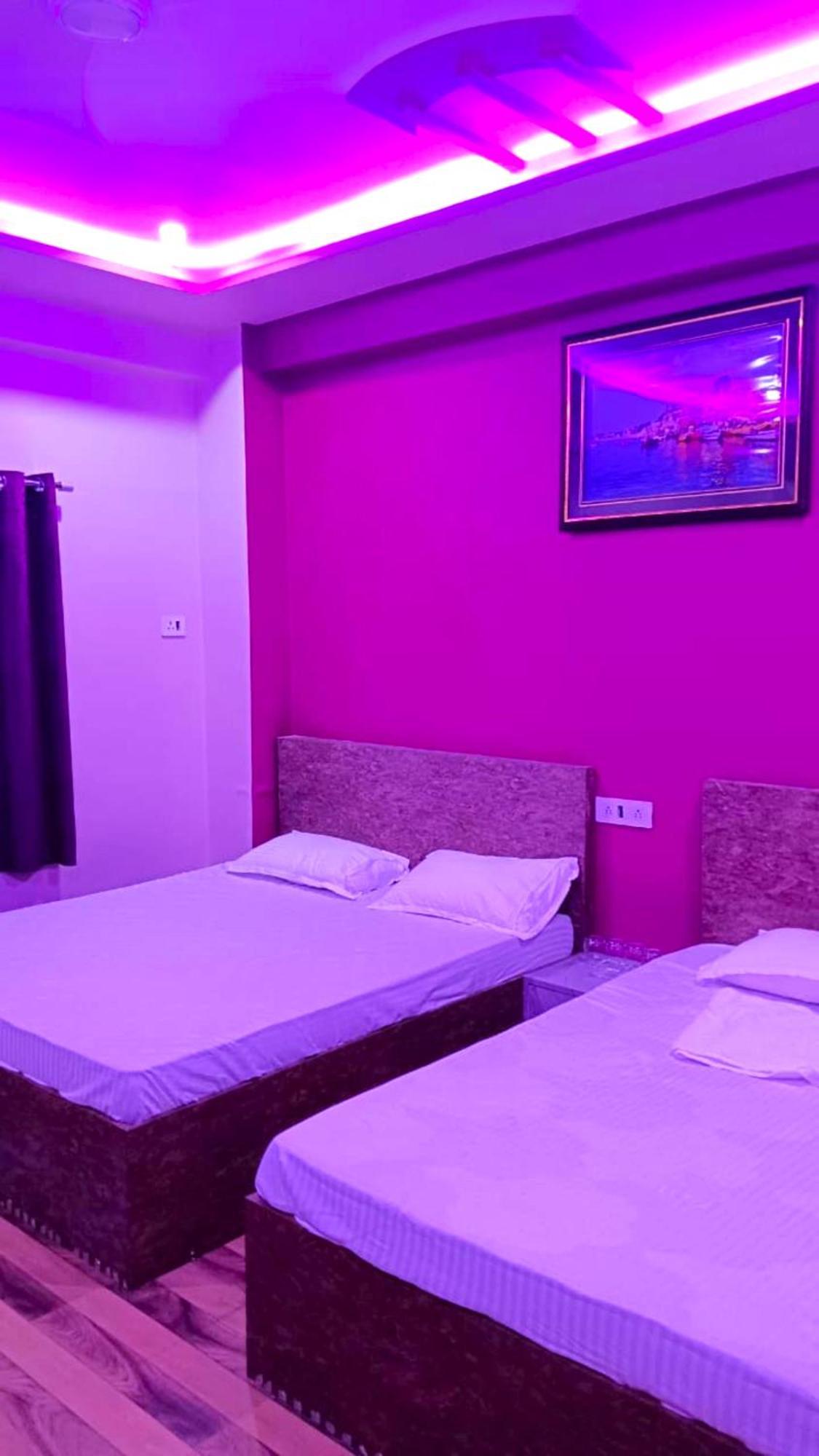 Hotel Kashi Inn Raj Ghat Benares Buitenkant foto