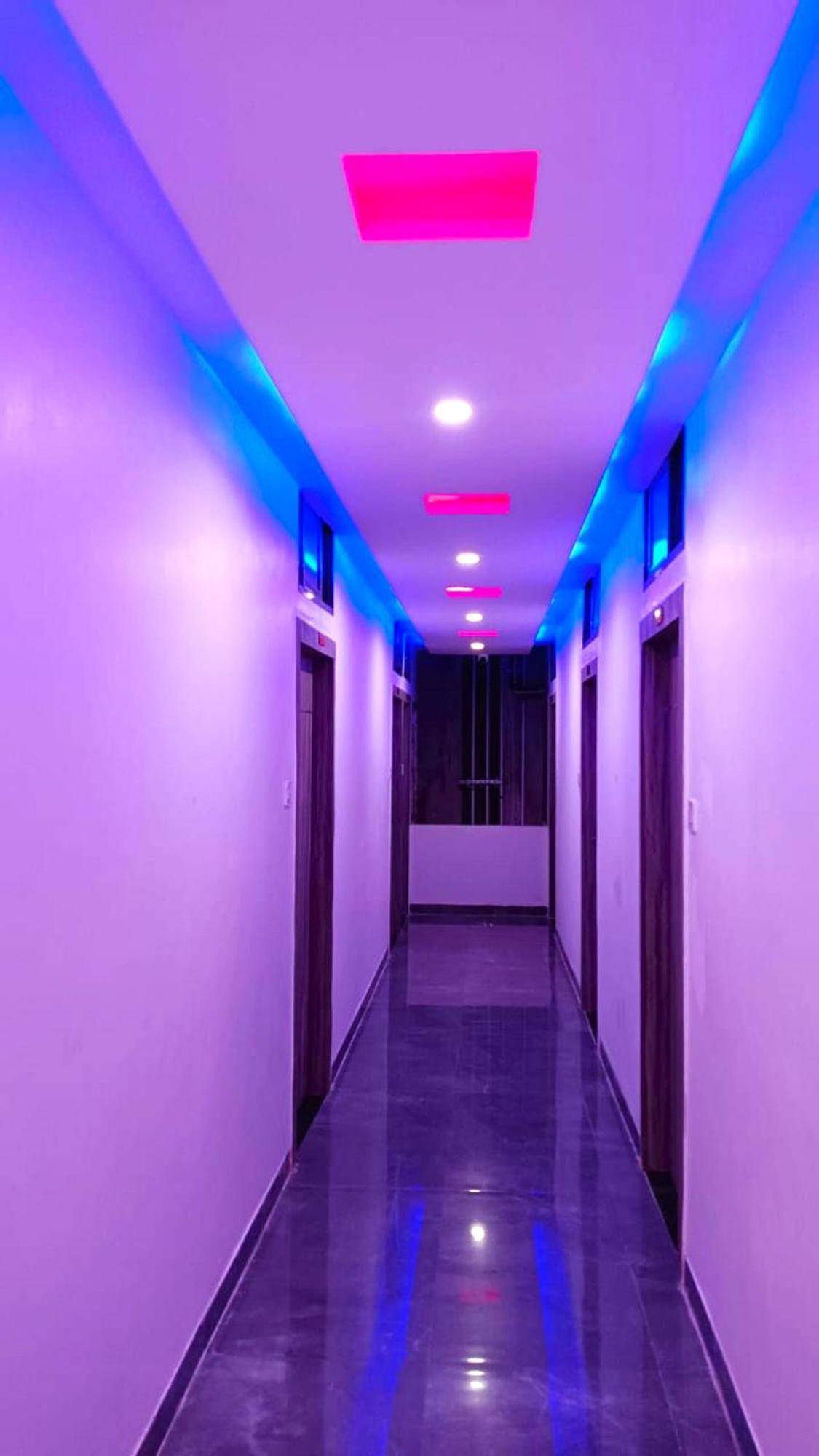Hotel Kashi Inn Raj Ghat Benares Buitenkant foto