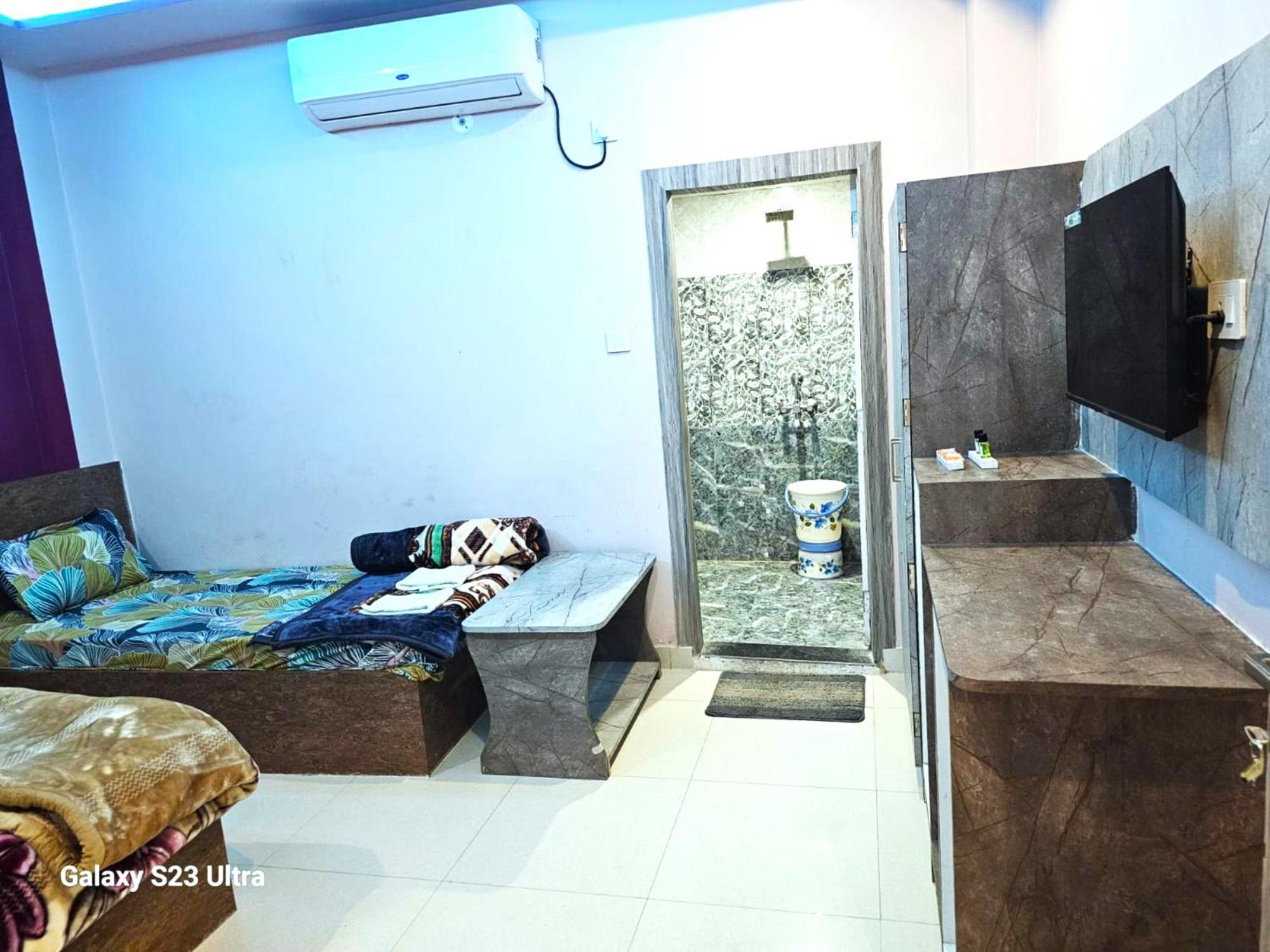 Hotel Kashi Inn Raj Ghat Benares Buitenkant foto