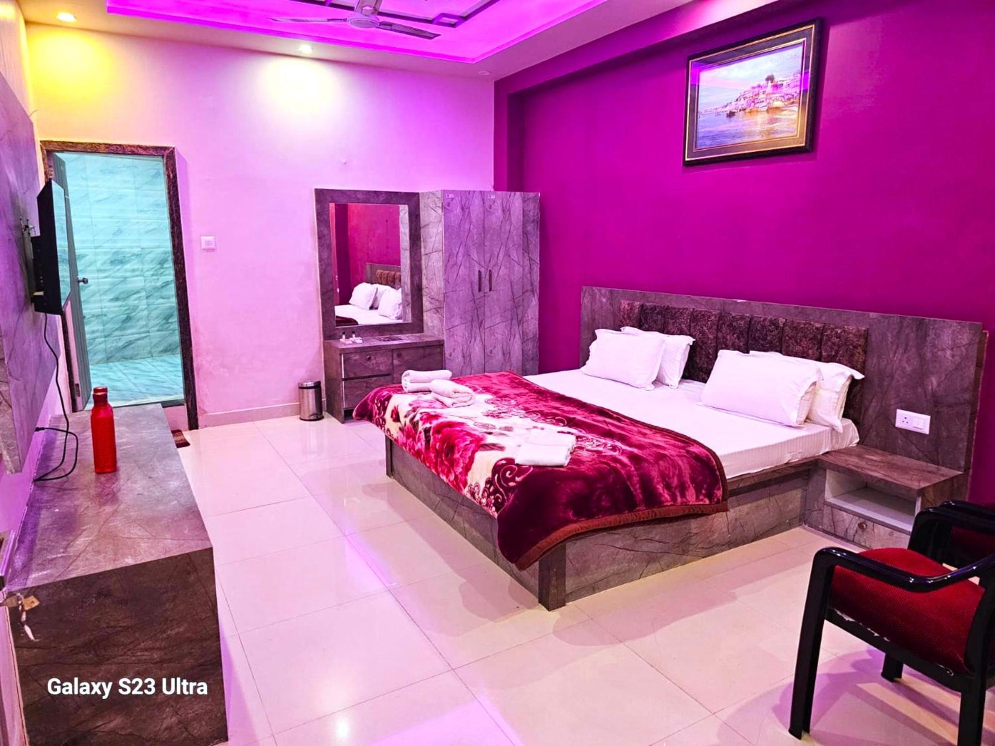 Hotel Kashi Inn Raj Ghat Benares Buitenkant foto