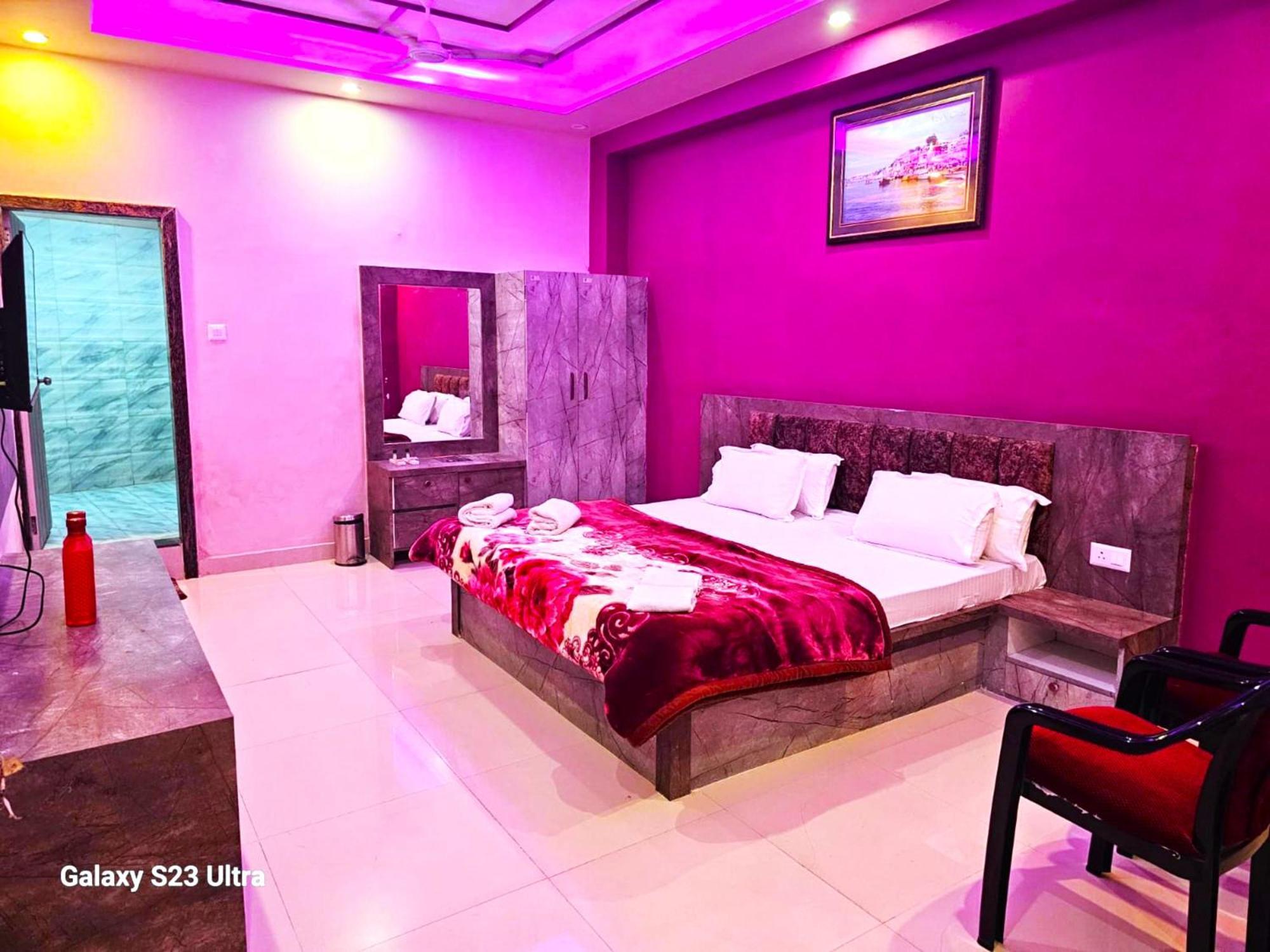 Hotel Kashi Inn Raj Ghat Benares Buitenkant foto